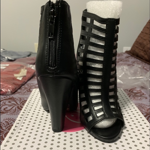 FARGO Black Peep Toe Caged In Booties! - Picture 5 of 6